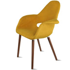 Sillón tapizado multicolor, respaldo alto, patas de nogal – Juego de 2
