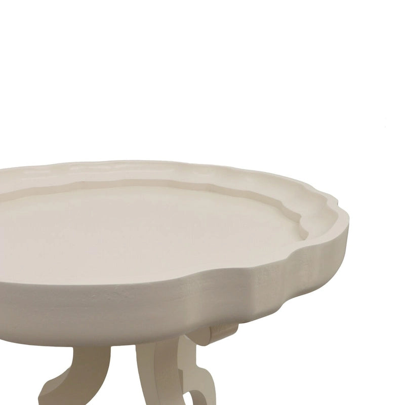 Mesa auxiliar con tablero ondulado de madera natural y patas curvas